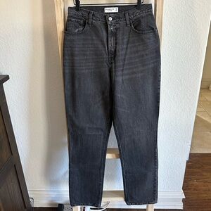 Abercrombie 90’s straight ultra high rise- size 28 long curve love